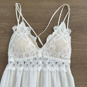 White lace maxi dress